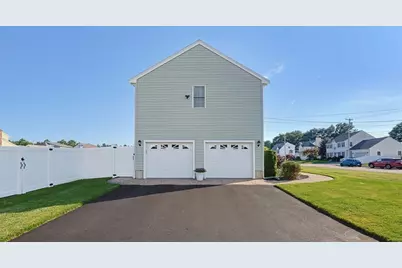 10 Bryan Dr, Taunton, MA 02780 - Photo 27