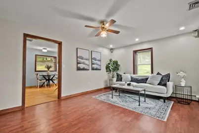 7 Riverview Dr, Middleton, MA 01949 - Photo 9