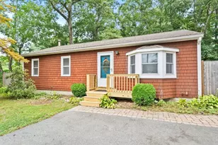7 Riverview Dr, Middleton, MA 01949 - Photo 1