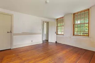 10 Poquanticut Ave, Easton, MA 02334 - Photo 13