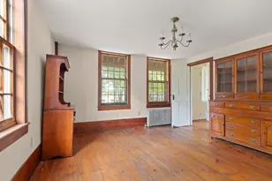 10 Poquanticut Ave, Easton, MA 02334 - Photo 9