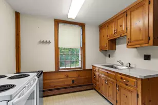 10 Poquanticut Ave, Easton, MA 02334 - Photo 27