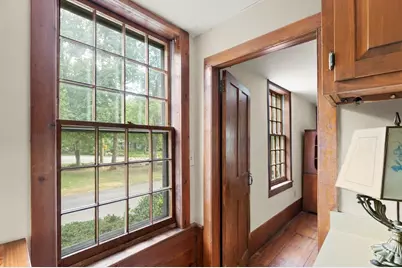 10 Poquanticut Ave, Easton, MA 02334 - Photo 15