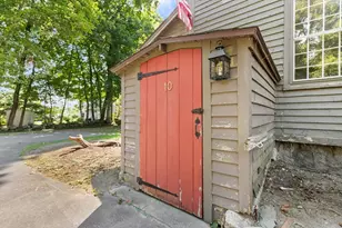 10 Poquanticut Ave, Easton, MA 02334 - Photo 17