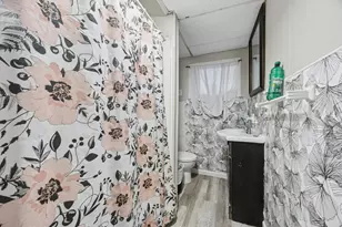 19 Englewood Ave, Worcester, MA 01603 - Photo 25