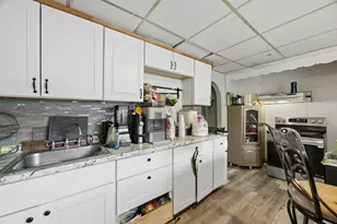19 Englewood Ave, Worcester, MA 01603 - Photo 17