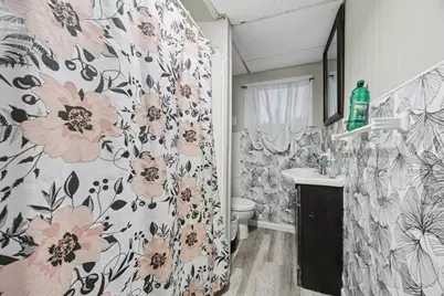 19 Englewood Avenue, Worcester, MA 01603 - Photo 25