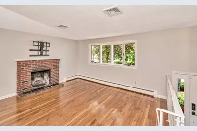 11 Coweeset Dr, Brockton, MA 02301 - Photo 13