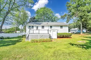 11 Coweeset Dr, Brockton, MA 02301 - Photo 5