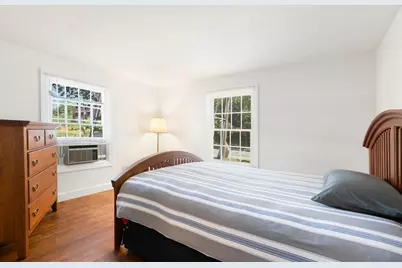 34 Heather St, Beverly, MA 01915 - Photo 11
