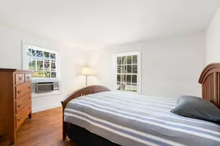 34 Heather St, Beverly, MA 01915 - Photo 11