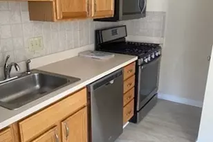59 Walnut St, Revere, MA 02151 - Photo 33