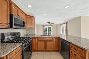 59 Walnut St, Revere, MA 02151 - Photo 9