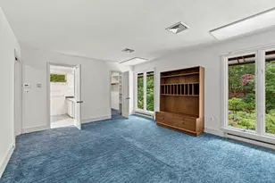 8 Morgan Cir, Amherst, MA 01002 - Photo 25