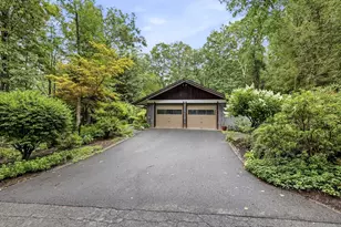 8 Morgan Cir, Amherst, MA 01002 - Photo 41