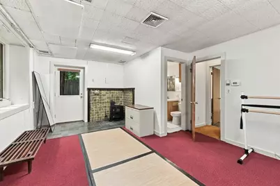 8 Morgan Cir, Amherst, MA 01002 - Photo 29