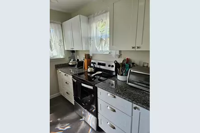9 Velvet Ave, Westport, MA 02790 - Photo 17