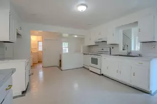 34 Hawthorne St, North Attleboro, MA 02760 - Photo 11