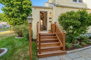 34 Hawthorne St, North Attleboro, MA 02760 - Photo 3