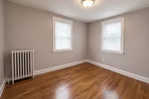 28 Edinboro, Quincy, MA 02169 - Photo 5