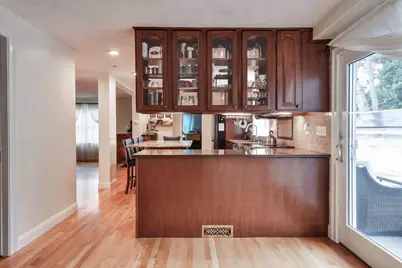 202 Boston Post Rd, Wayland, MA 01778 - Photo 11
