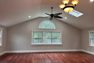 10 Linwood St, Oxford, MA 01540 - Photo 5