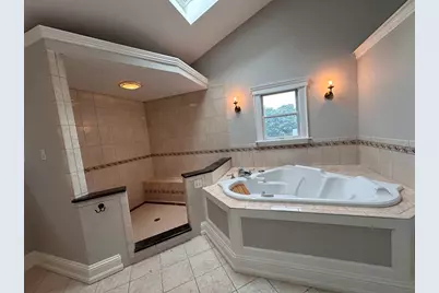 10 Linwood St, Oxford, MA 01540 - Photo 9