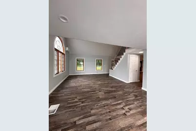 10 Linwood St, Oxford, MA 01540 - Photo 11