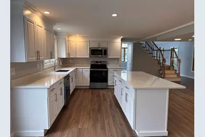 10 Linwood St, Oxford, MA 01540 - Photo 1