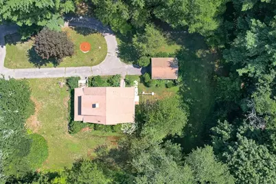 53 Elmwood Rd, Wellesley, MA 02481 - Photo 5