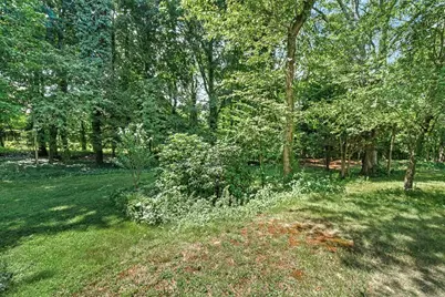 53 Elmwood Rd, Wellesley, MA 02481 - Photo 5