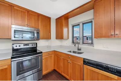 10 Hammond Pond Parkway #607, Newton, MA 02467 - Photo 11