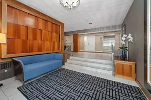 10 Hammond Pond Pkwy, Newton, MA 02467 - Photo 5