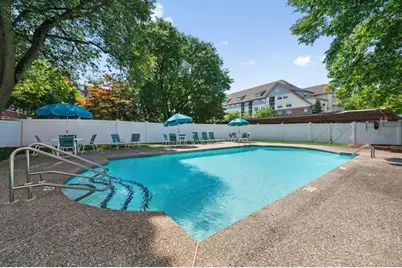 10 Hammond Pond Parkway #607, Newton, MA 02467 - Photo 25