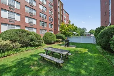 10 Hammond Pond Parkway #607, Newton, MA 02467 - Photo 29