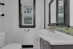 189 Walnut St, Leominster, MA 01453 - Photo 17