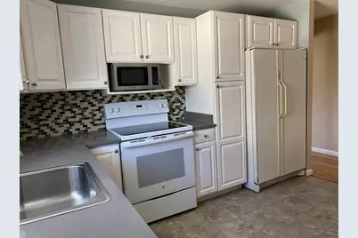 89 Duff St #2, Watertown, MA 02472 - Photo 9