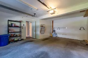 49 Lexington St, Millbury, MA 01527 - Photo 23
