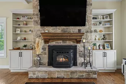 19 Katherine St, Acushnet, MA 02743 - Photo 15