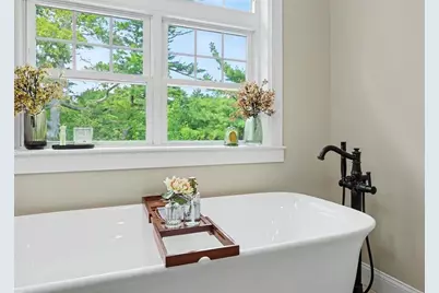 19 Katherine St, Acushnet, MA 02743 - Photo 25