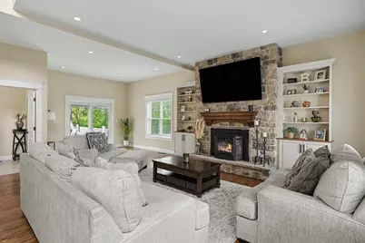 19 Katherine St, Acushnet, MA 02743 - Photo 7