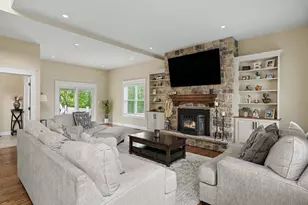 19 Katherine St, Acushnet, MA 02743 - Photo 7