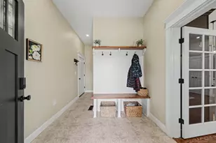 19 Katherine St, Acushnet, MA 02743 - Photo 13