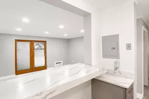 45 Oval Rd, Quincy, MA 02170 - Photo 3