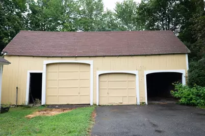 106 Beal St, Lunenburg, MA 01462 - Photo 5
