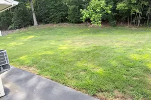 33 Sherry St, Northbridge, MA 01534 - Photo 17