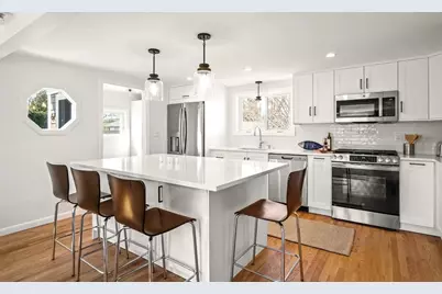 67 Montgomery Rd, Swansea, MA 02777 - Photo 11