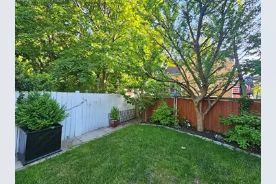 27 Howland St #2, Boston, MA 02121 - Photo 19
