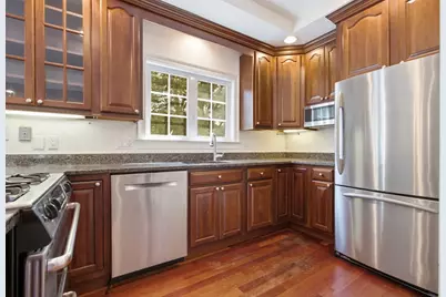 218 South #9, Waltham, MA 02453 - Photo 7