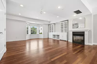 218 South #9, Waltham, MA 02453 - Photo 3